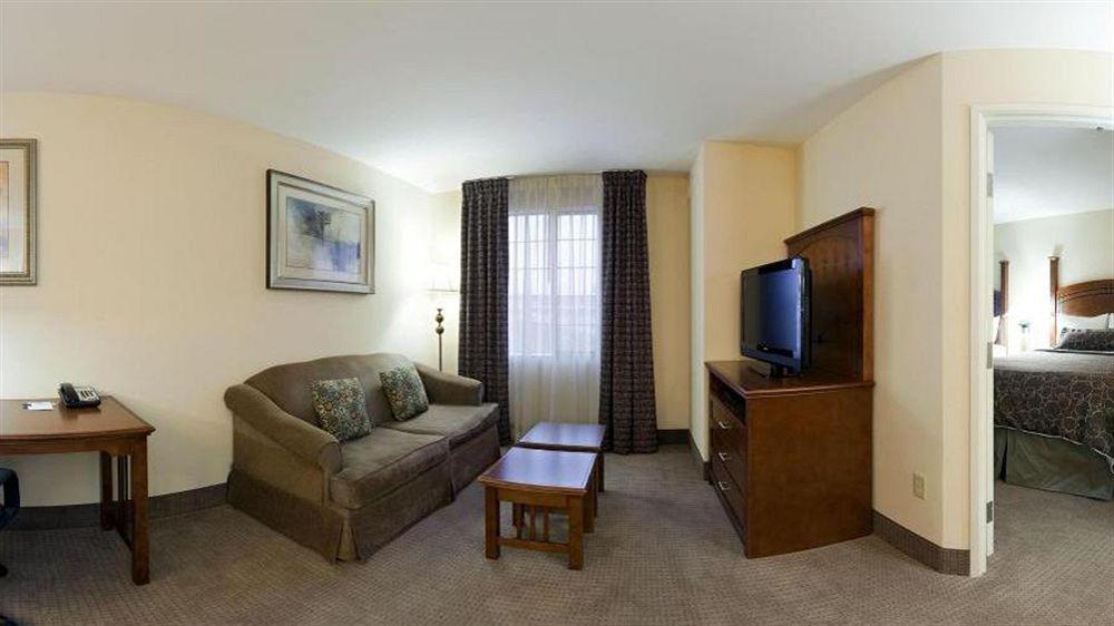 Staybridge Suites Reno Nevada By Ihg Exterior photo